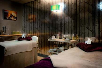 4* Park Royal Luxury Spa Day: Treatment, Lunch & Prosecco - Valid 7 Days