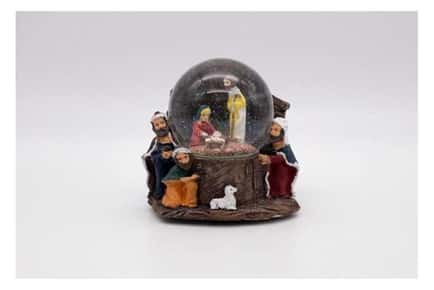 **Bubble Wrap**Nativity Scene Snow Globe