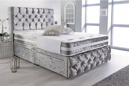 A Modern Chesterfield Silver Crushed Velvet Divan Bed, Superking, 4 Drawers