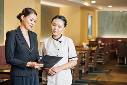 Online Hospitality Management Course