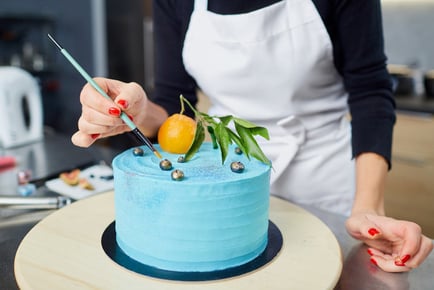 Online Sophisticated Cake Baking & Design Course - Trendimi