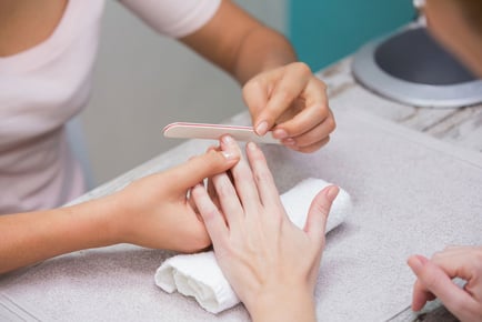 Online Accredited Professional Nail Technician Course