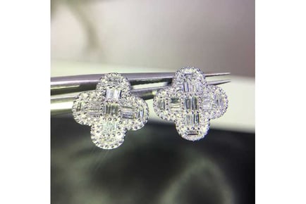 T-square design stud earrings