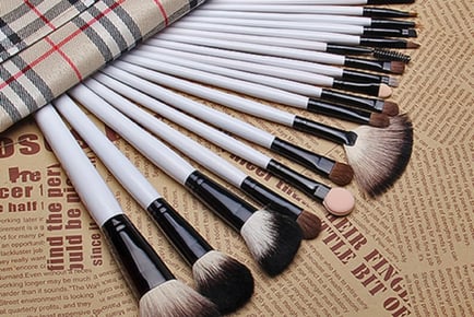 20pc Tartan Brush Set