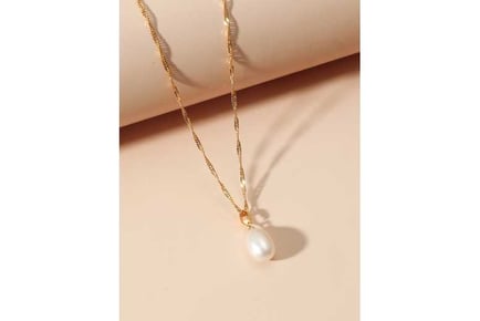 Gold Freshwater Pearl Pendant Necklace