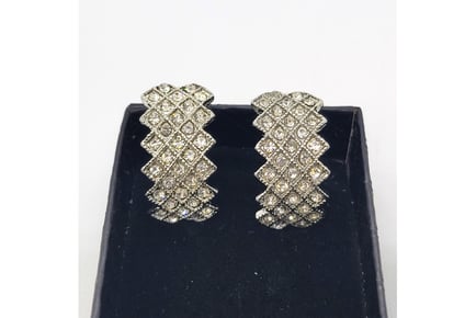 Crystal Curve Non Pierced Earrings