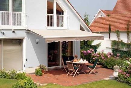 Outsunny Manual Retractable Awning-Beige