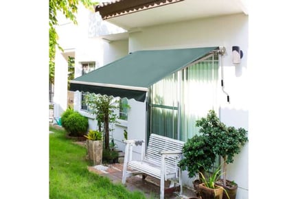 Outsunny Manual Retractable Awning