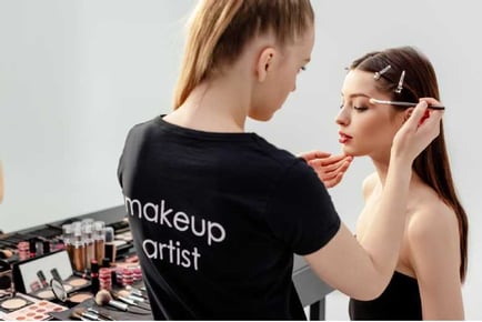 CPD Certified Become a Freelance Makeup Artist Online Course