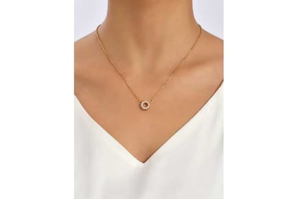 Crystal Clear Diamond Round Necklace