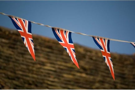 Union Jack Bunting 12ft 10 Flags