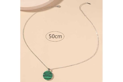 Green Gemstone Round Stripe Necklace