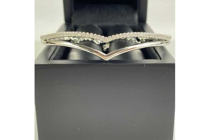 Bow Arch w/ Created Diamond Bangle
