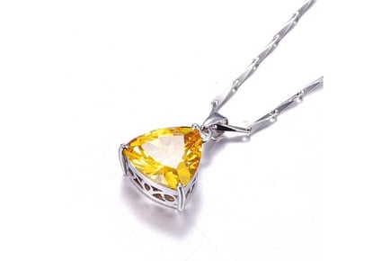 925 10.1ct Triangle Shaped Pendant