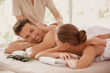 Couple's Luxury Massage & Drink: 60-Minutes - Wolverhampton City Centre