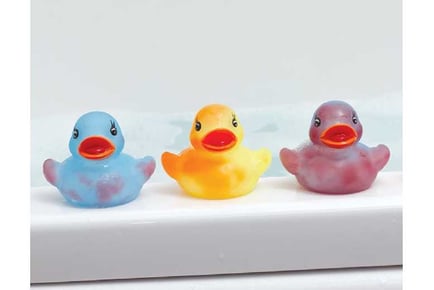 Set Of 3 Colour Changing Bathing Ducks