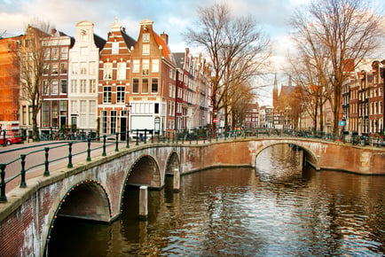 Amsterdam Holiday: Hotel & Flights - optional Evening canal cruise