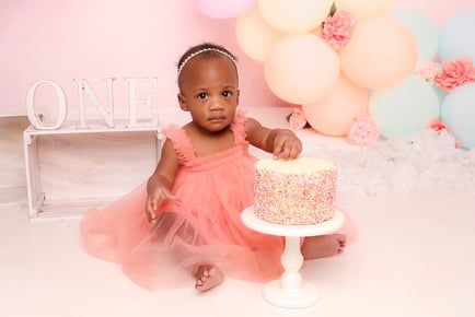 Cake Smash & Splash Photo Session at Wink Photography