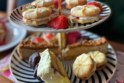 Afternoon Tea for 2 - Southend on Sea