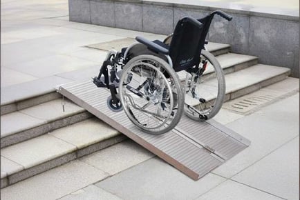 HOMCOM Folding Aluminum Ramp Wheelchairs