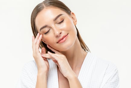 Microdermabrasion with Massage & Face Mask - Leicester