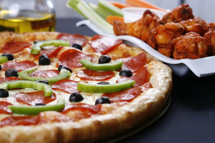 Pizzas, Chicken Wings & Desserts - For 2 or 4 - The Diner, Glasgow