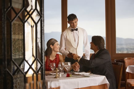 Professional Waiter Training Course with Eventtrix