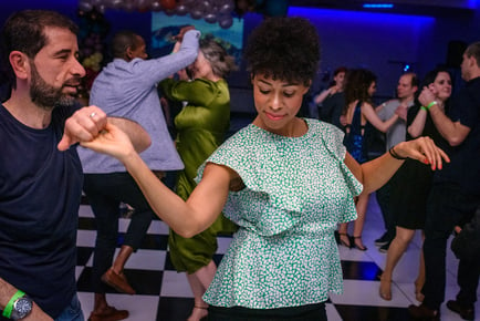 Cuban Salsa Dance Lessons At Havana Salsa - 4 x 1hr Lessons - 29 Locations - Beginners Welcome!