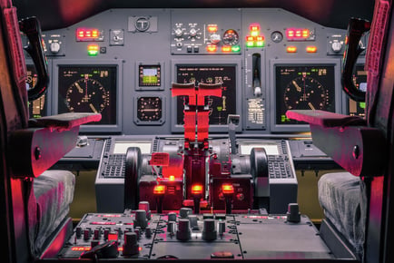 Flight Simulator Experience - F-16 Fighter Pilot or Cessna 172