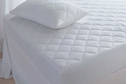 DreamEasy Quilted Waterproof Mattress Protector - 6 Sizes!