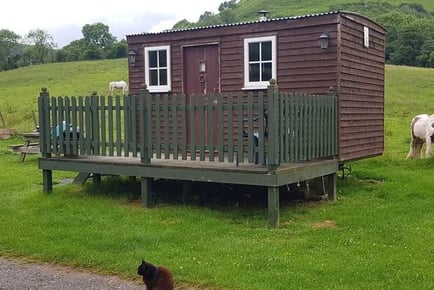 Wales Glamping Getaway for 2 - Brecon Beacons - 3 Nights