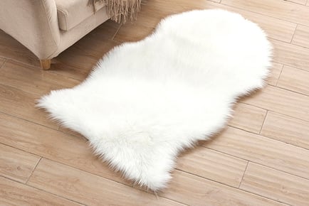 Faux Fur Fluffy Sheepskin Rug in 2 Sizes and 9 Colours