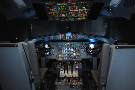 Airbus A320 Flight Simulator Experience - Up to 1hr