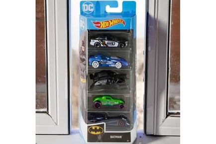 Hot Wheels Batman 5 Pack Vehicles GMY44