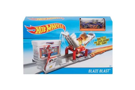 Hot Wheels Blaze Blast City Play Set