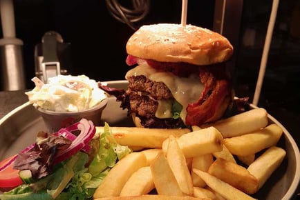 Burger, Any Carb Plus Drink for 2 - The Crown Inn