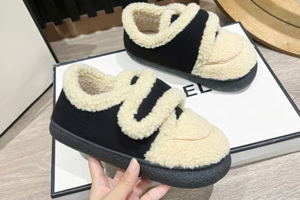 Retro Warm Plush Shoes in 3 Sizes and Colours