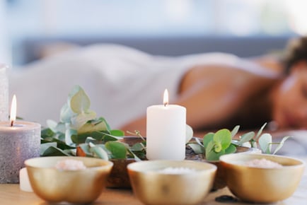 Luxury ISHGA Massage at Murrayfield Skin Clinic, Edinburgh