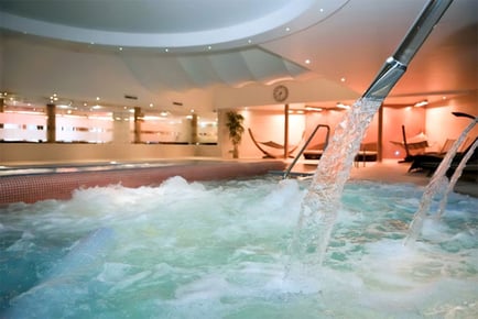 Bannatyne Spa Day: 30-Minute Treatment, Cream Tea, Drink & £10 Voucher - 43 Locations Nationwide