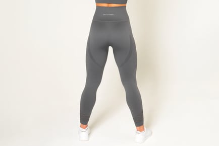 Seamless Scrunch Bum Leggings and Sports Bra in 3 Sizes and 3 Colours