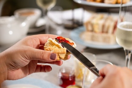 Luxury Afternoon Tea for 2 with Prosecco Upgrade - 4* Harrogate Majestic Hotel