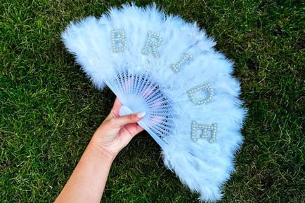 'Bride To Be' White Feather Diamante Folding Hand Fan!