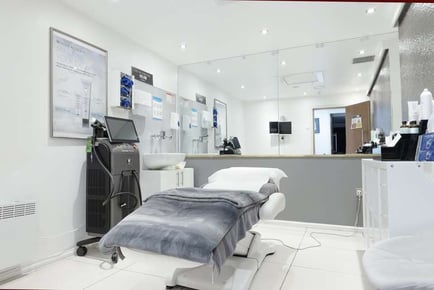 1hr Deluxe Hydrafacial™, Est Ethics Clinic, Merchant City