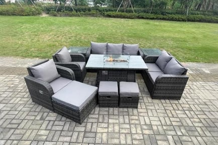 Luxurious PE Rattan Furniture Set with Firepit & Sofa