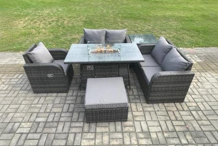 Luxurious 6-Piece Rattan Garden Set with Fire Pit