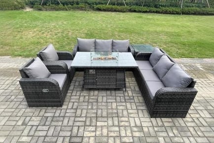 Stylish 8-Seater PE Rattan Sofa Set with Firepit