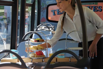 Afternoon Tea Bus Tour & Prosecco With Panoramic Views Of London