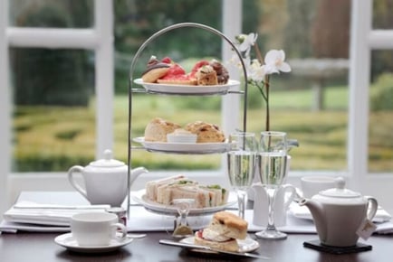 Spa Day with Prosecco Afternoon Tea for 2-4