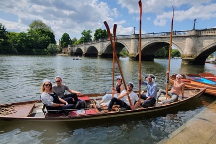 1 Hour River Thames Boat Hire For Children or Adults - Richmond