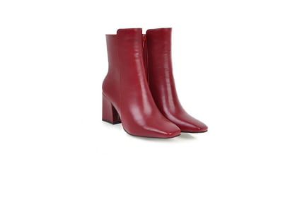 Women's Chelsea Boots with Side Zip - 5 Sizes, 3 Colours
